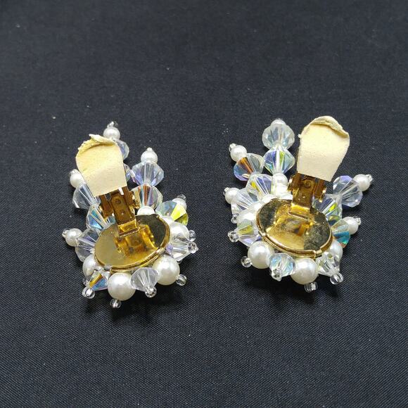 Vintage 1980s AB Crystal & Faux Pearl Dangle Clip On Earrings Gold Tone - Picture 10 of 10